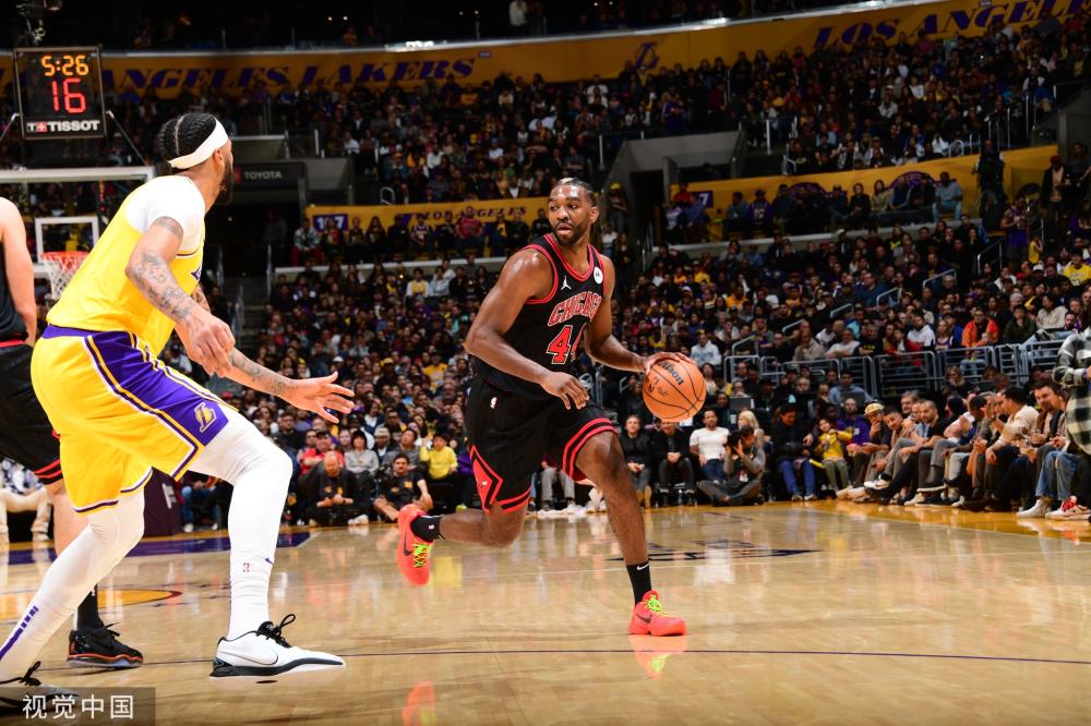 袍不仅仅是 袍不仅仅是